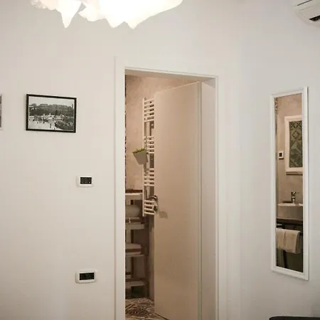 Pretty Little Thing Called Biska * Pula